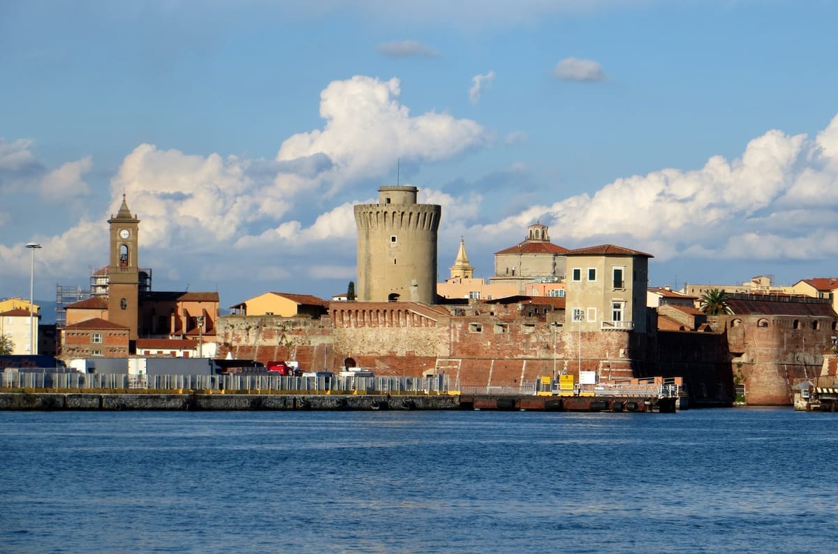 Livorno – Panorama vom Molo Mediceo